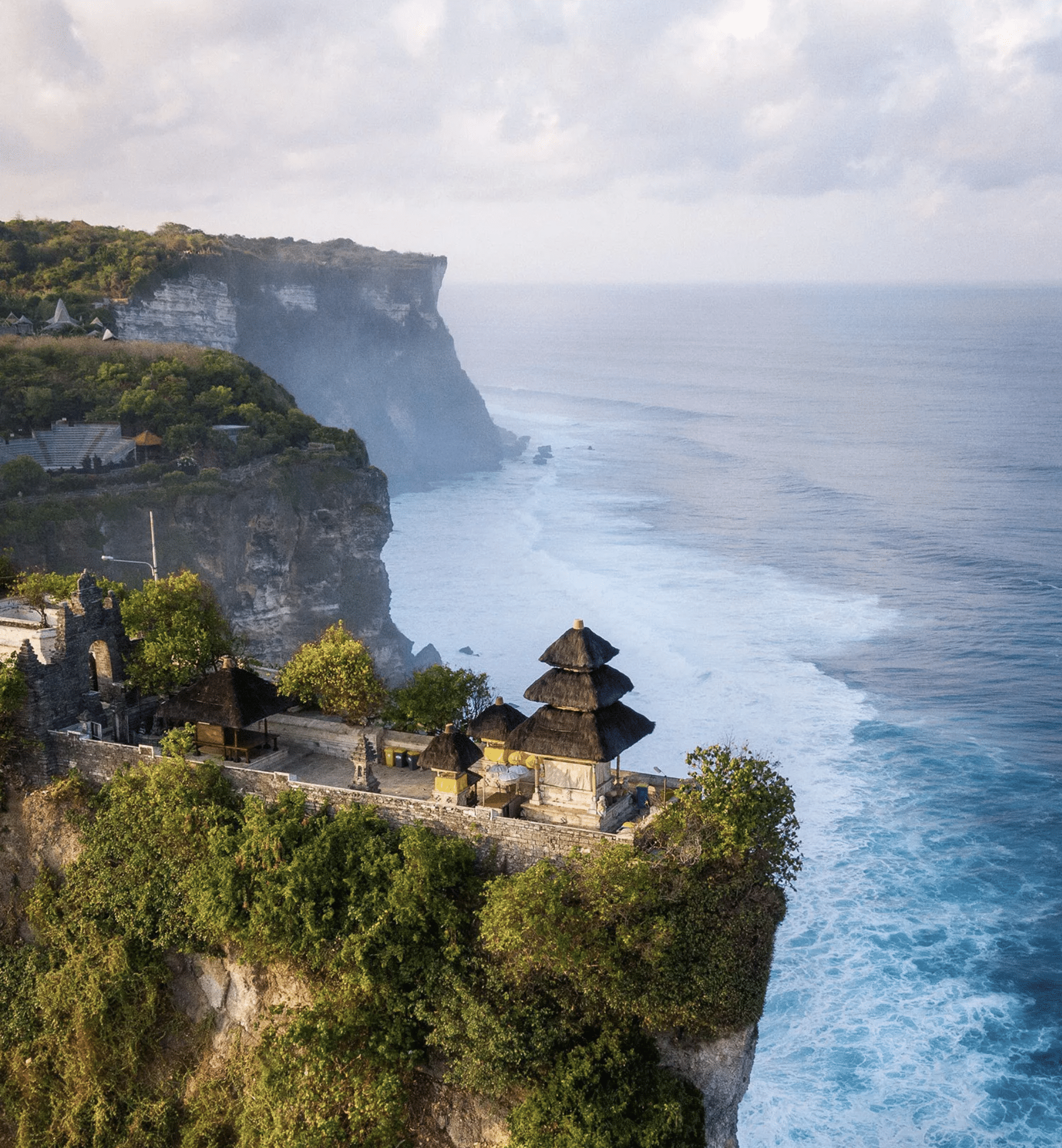 Giorno 8. Kuta: Tour al tramonto a Uluwatu e danza tradizionale Kecak