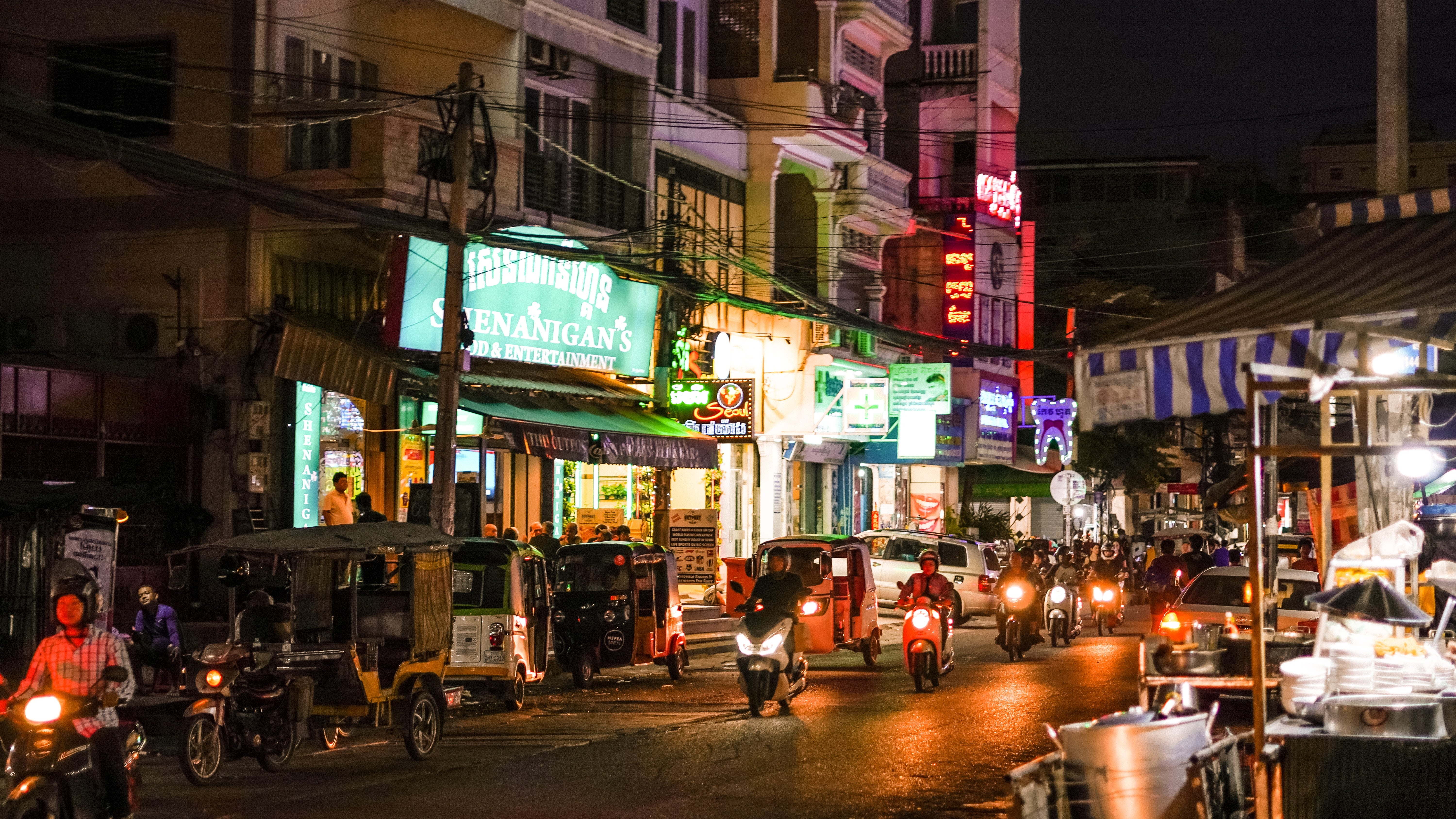 Giorno 10. Da Saigon a Siem Reap