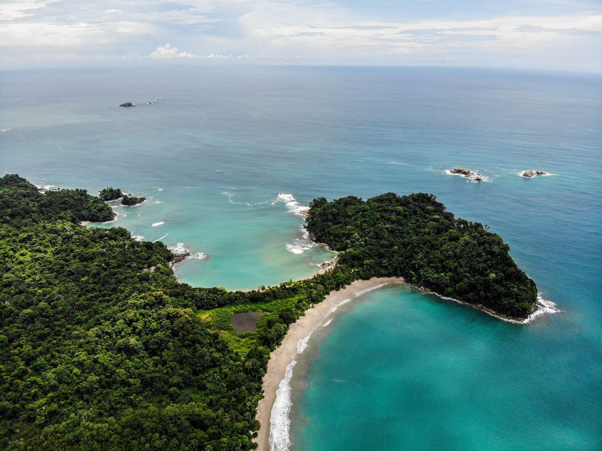 Promontorio di Punta Catedral e le spiagge di Manuel Antonio viste dall'alto, Costa Rica